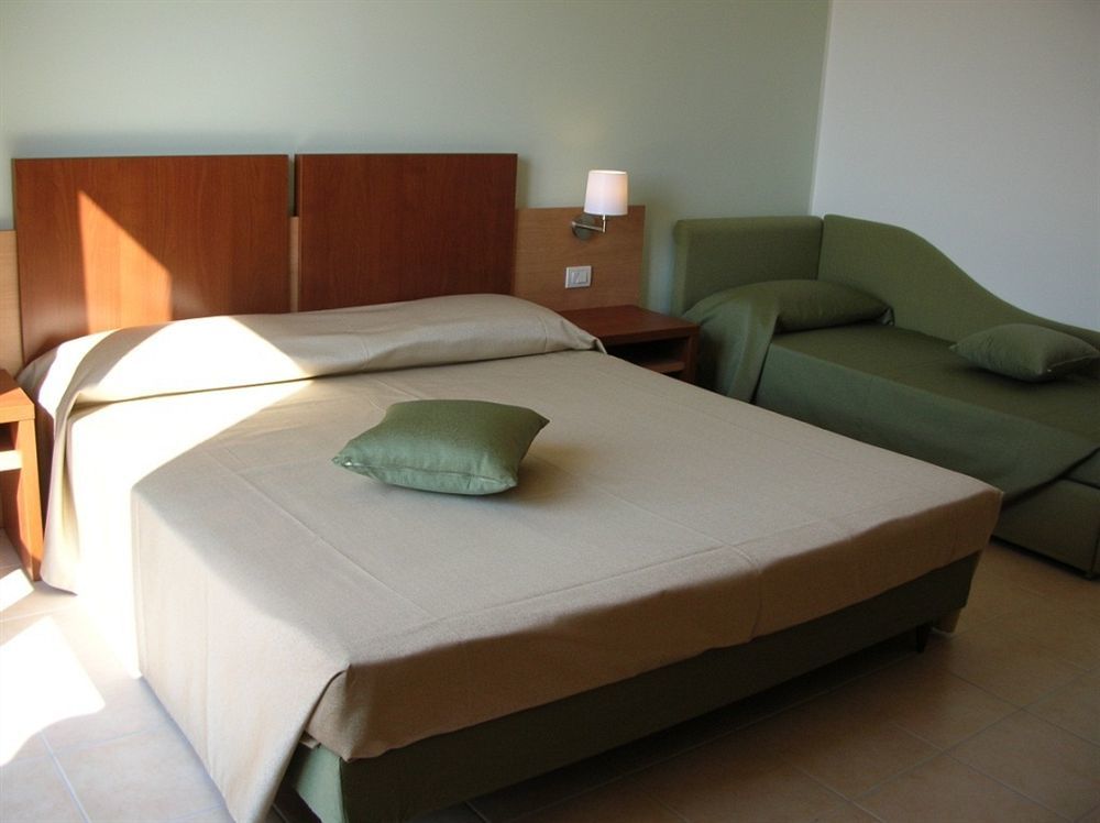 Hermes Hotel Policoro Eksteriør bilde