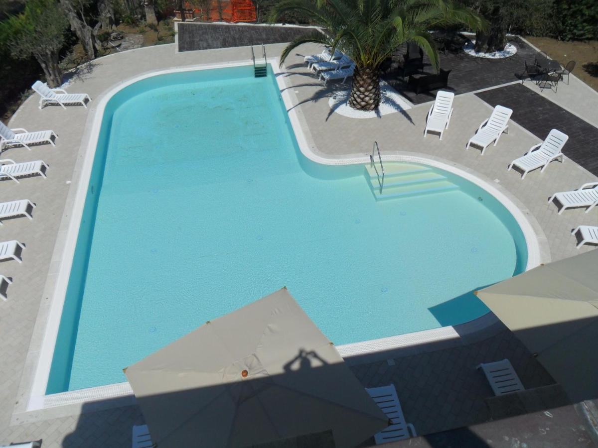 Hermes Hotel Policoro Eksteriør bilde